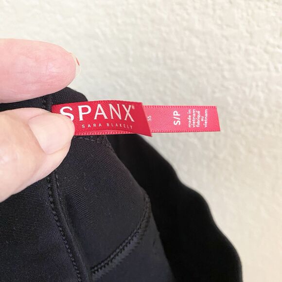 Spanx 20202R The Perfect Black Ponte Skinny Pants Size Small - Picture 5 of 11